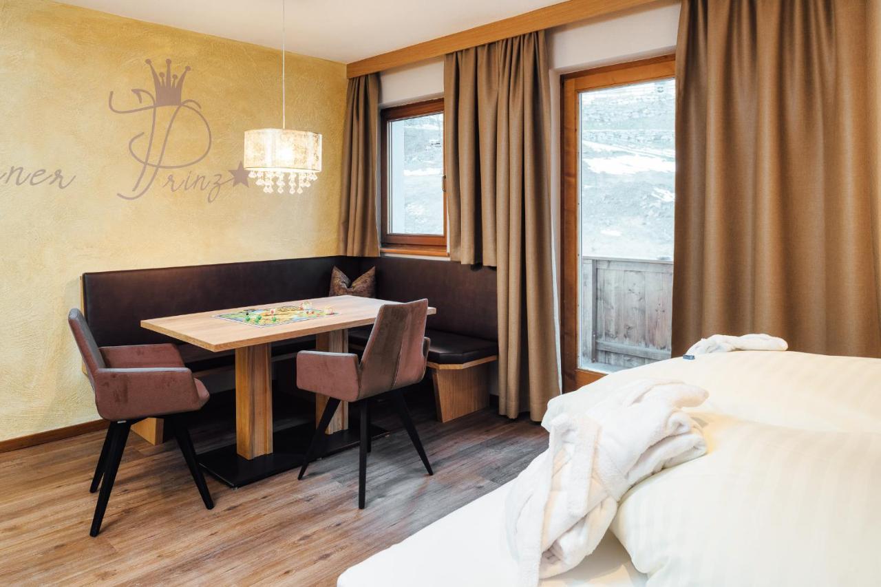 Kinderhotel Laderhof Ladis Exteriör bild