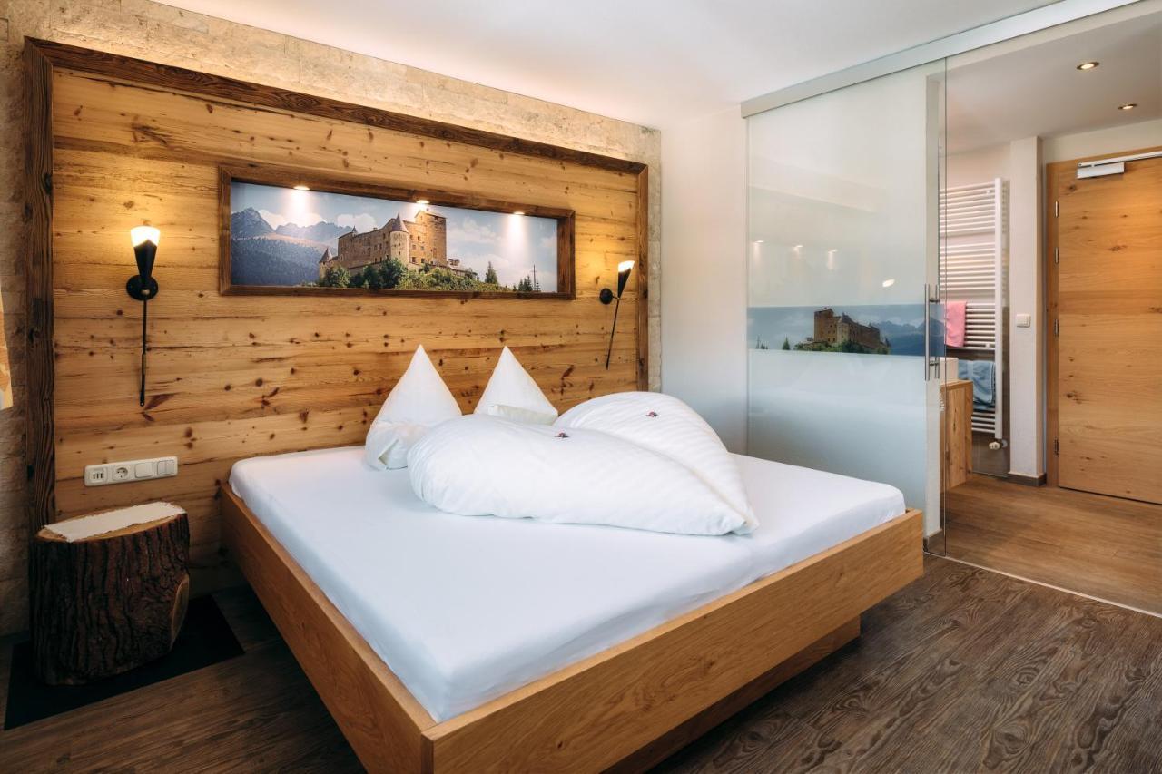 Kinderhotel Laderhof Ladis Exteriör bild